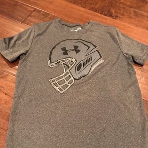 Youth large under armour dri-fit football tee